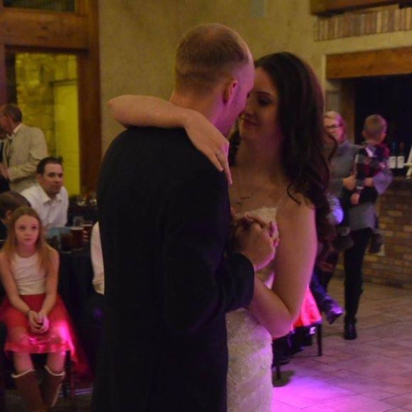 Meet your Posher, Tara - Picture 1 of 1